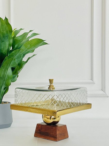 مضيفة كعك نحاس وخشب هندي