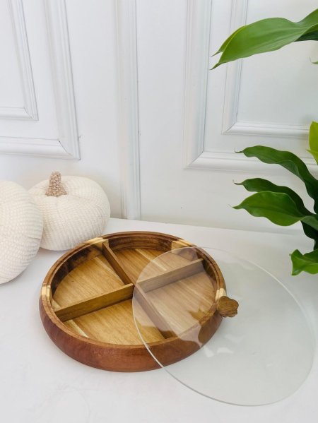 مضيفة خشب مدور