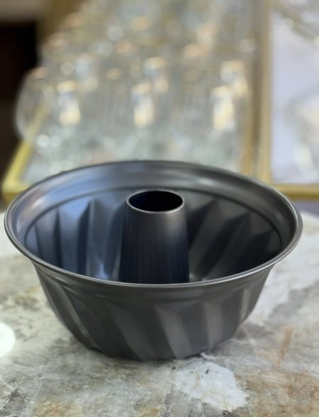 قالب كيك كبير