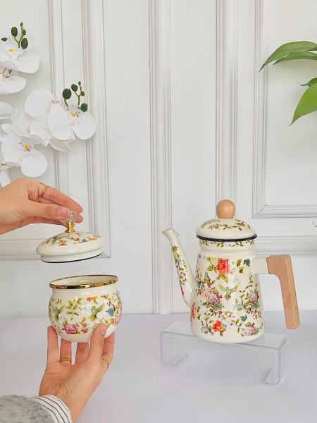 ابريق قهوة او شاي