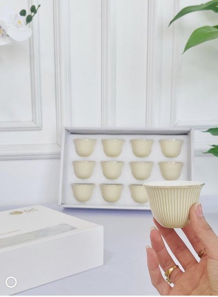 طقم 12 الفنجان ساده