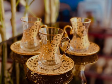 طقم 6 كاسات شاي او قرفة