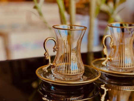 طقم 6 كاسات 6 صحن قرفة وشاي كريستال