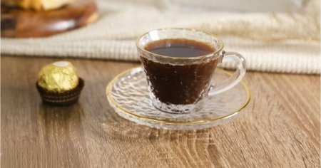 طقم 6 فنجان قهوة  مبزر