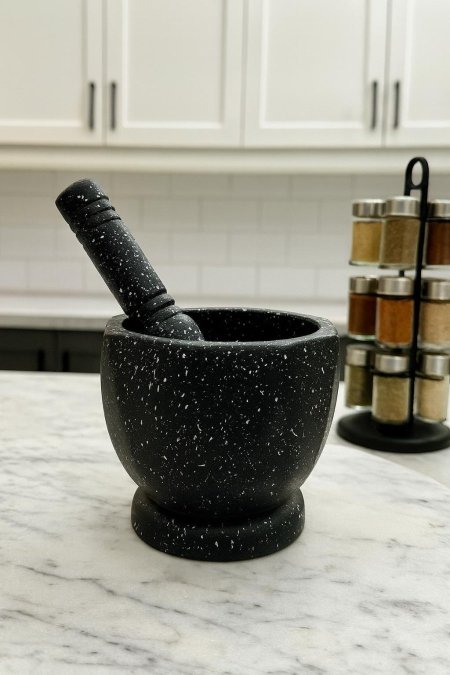 مدق عظم حجم كبير